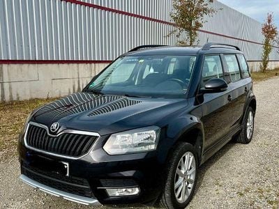 Schwarz Gebraucht 2015 Skoda Yeti Active SUV | 8.499 € (Fairer Preis)