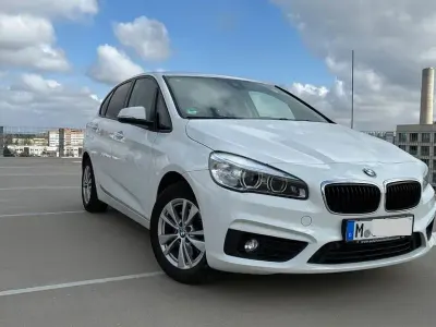 Gebraucht BMW 218 136 PS (100 kW) 2016 Weiß Kombi