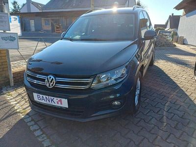 Gebraucht VW Tiguan Trendline 122 PS (89 kW) 2015 Grau SUV