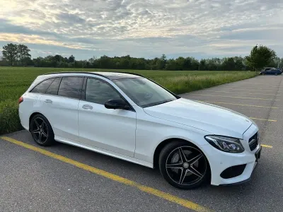 Gebraucht Mercedes C250 211 PS (155 kW) 2018 Weiß Kombi