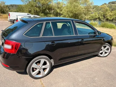 Gebraucht Skoda Rapid 86 PS (63 kW) 2014 Schwarz Kleinwagen