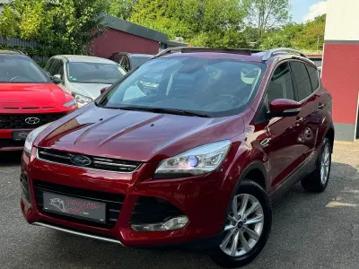 Gebraucht Ford Kuga Titanium 150 PS (110 kW) 2016 Rot SUV