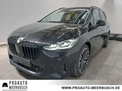 Gebraucht BMW 218 Active Tourer M Sport 136 PS (100 kW) 2025 Black sapphire Van / Kleinbus