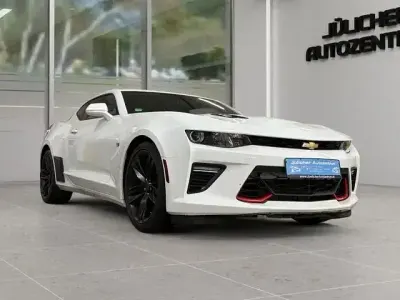 Używany Chevrolet Camaro Sport 453 KM (333 kW) 2018 Biały Coupe
