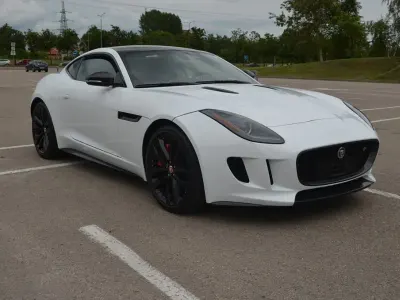 Gebraucht Jaguar F-Type R 551 PS (405 kW) 2015 Weiß Coupé
