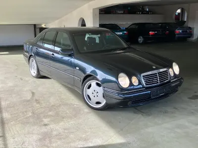 Gebraucht Mercedes E50 AMG AMG 350 PS (257 kW) 1997 Blau Limousine