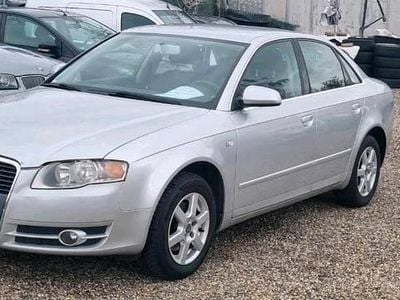 Usata Audi A4 131 CV (96 kW) 2005 Argento Berlina