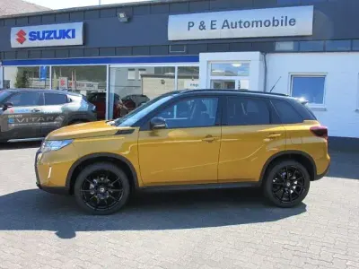 Neu Suzuki Vitara Comfort+ 110 PS (80 kW) 2025 Gelb SUV