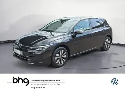 Gebraucht VW Golf VIII Life 150 PS (110 kW) 2025 Schwarz Limousine