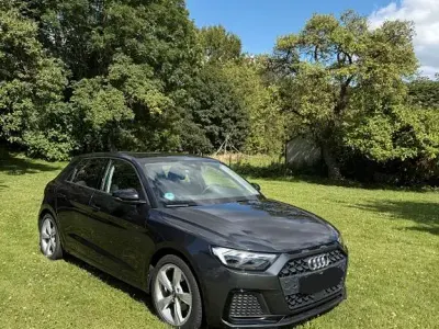 Gebraucht Audi A1 Sportback Advanced 150 PS (110 kW) 2020 Grau Kleinwagen