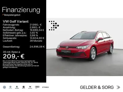 Gebraucht VW Golf VIII Life 150 PS (110 kW) 2022 Kings red metallic Kombi