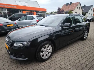 Gebraucht Audi A4 Ambiente 143 PS (105 kW) 2011 Schwarz Kombi