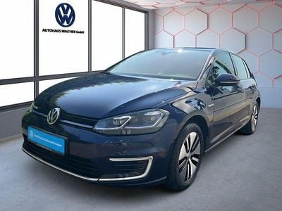 Gebraucht VW e-Golf 100 kW (136 PS) 2018 Atlantik blue metallic Kleinwagen
