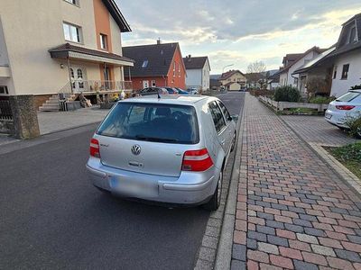 Gebraucht VW Golf IV 105 PS (77 kW) 2003 Silber Limousine