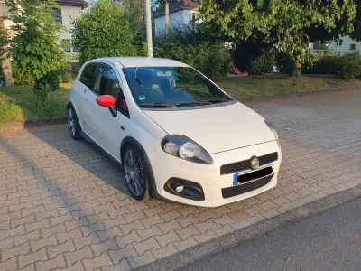 Gebraucht Abarth Grande Punto 155 PS (114 kW) 2008 Weiß Kleinwagen