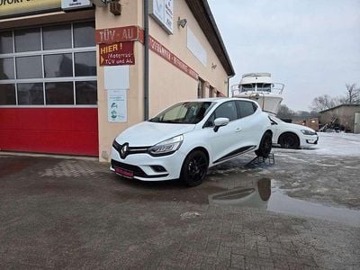 Gebraucht Renault Clio IV Intens 90 PS (66 kW) 2017 Weiß Kleinwagen