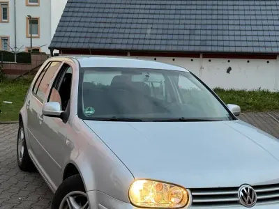 Gebraucht VW Golf IV 105 PS (77 kW) 2005 Grau Kombi