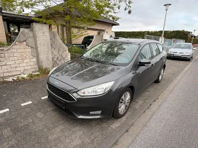 Used Ford Focus 90 HP (66 kW) 2015 Grey Estate