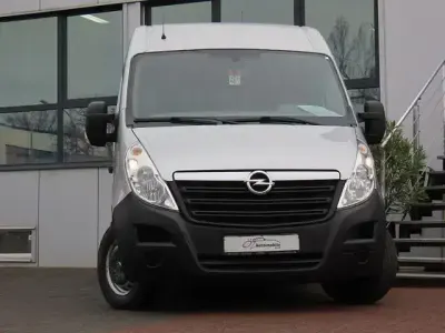 Usata Opel Movano 170 CV (125 kW) 2017 Argento Furgone