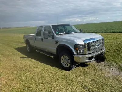 Gebraucht Ford V8 365 PS (268 kW) 2008 Silber Pickup