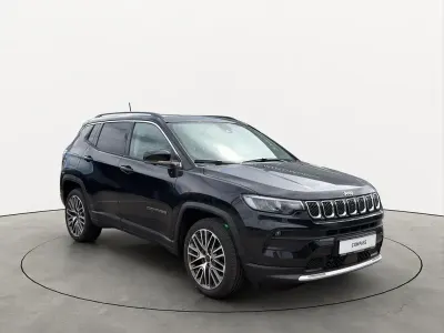 Gebraucht Jeep Compass Limited 131 PS (96 kW) 2022 Schwarz SUV