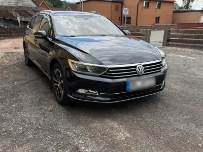 Gebraucht VW Passat Highline 150 PS (110 kW) 2018 Schwarz Kombi