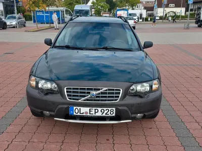 Gebraucht Volvo XC70 209 PS (153 kW) 2003 Grün Kombi