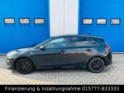 Gebraucht Kia Ceed 99 PS (72 kW) 2020 Schwarz Kleinwagen