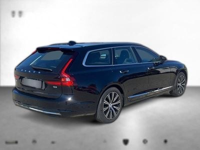 Schwarz Gebraucht 2022 Volvo V90 Plus Kombi | 37.180 € (Etwas zu teuer)