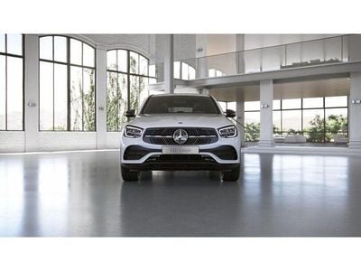 Gebraucht Mercedes GLC400d AMG 330 PS (242 kW) 2022 Unilack polarweiß Coupé