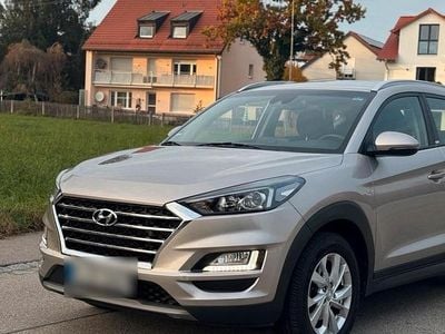 Usata Hyundai Tucson Premium 136 CV (100 kW) 2020 Oro SUV