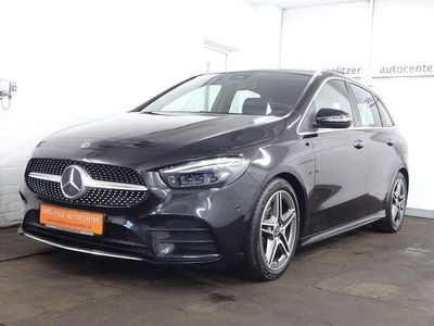 Kosmosschwarz metalliclack Gebraucht 2021 Mercedes B200 AMG line Van / Kleinbus | 24.900 € (Fairer Preis)