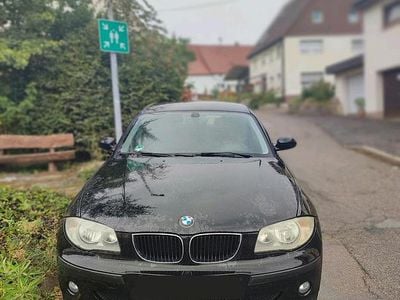 Gebraucht BMW 116 115 PS (84 kW) 2006 Schwarz Kleinwagen