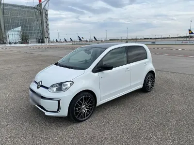 Brugt VW e-up! Style 61 kW (83 HK) 2020 Hvid Hatchback