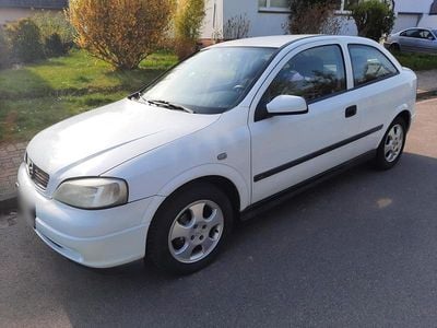 Usata Opel Astra 75 CV (55 kW) 1999 Bianco Coupé
