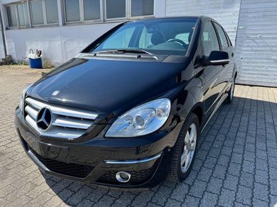 Mercedes B200