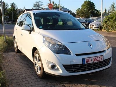 Gebraucht Renault Scénic III Dynamique 131 PS (96 kW) 2011 Weiß Van / Kleinbus