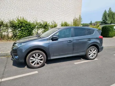 Gebraucht Toyota RAV4 150 PS (110 kW) 2014 Grau SUV