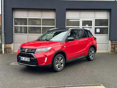 Gebraucht Suzuki Vitara Comfort 129 PS (94 kW) 2025 Bright/cosmic black pearl SUV