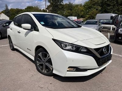 Gebraucht Nissan Leaf Tekna 110 kW (150 PS) 2018 Weiß Kleinwagen