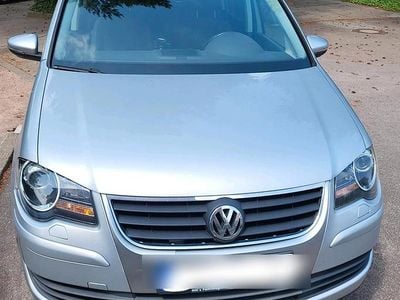Gebraucht VW Touran 140 PS (102 kW) 2009 Silber Van / Kleinbus