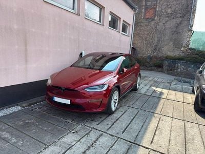Second-hand Tesla Model X 492 kW (670 CP) 2025 Roșu SUV