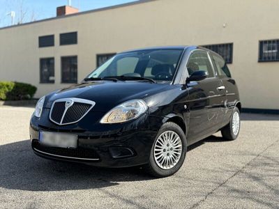 gebraucht Lancia Ypsilon 1.2 8v Argento TÜV KLIMA CITY LENKUNG