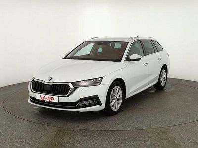 Weiß Gebraucht 2021 Skoda Octavia Style Kombi | 24.990 € (Fairer Preis)