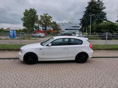 Gebraucht BMW 116 M Sport 122 PS (89 kW) 2009 Weiß Kleinwagen