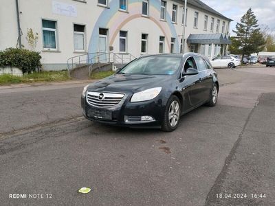 gebraucht Opel Insignia 2.0 Diesel Sport tourer. TÜV Neu