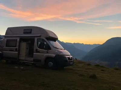 Gebraucht Peugeot Boxer 120 PS (88 kW) 2014 Gelb Van