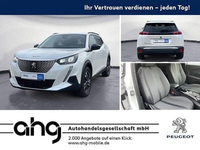 Gebraucht Peugeot e-2008 Allure 100 kW (136 PS) 2022 Perlmutt weiß SUV