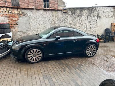 gebraucht Audi TT 8n Coupé schwarz läuft aber Turbolader zieht Öl durch