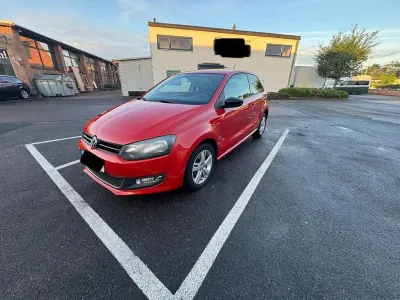 Gebraucht VW Polo Match 60 PS (44 kW) 2013 Rot Kleinwagen